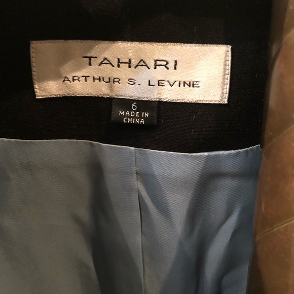 Tahari Blazer - Picture 6 of 6